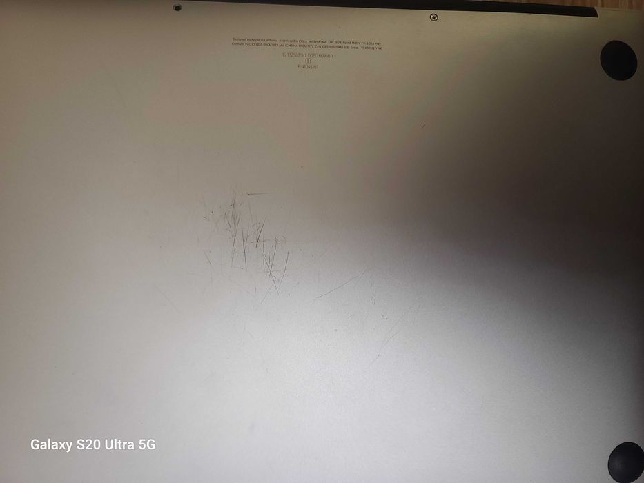 Macbook air A1466 2017, i5, ОЗУ 8 гб/128 gb бат 6 годин, коробка