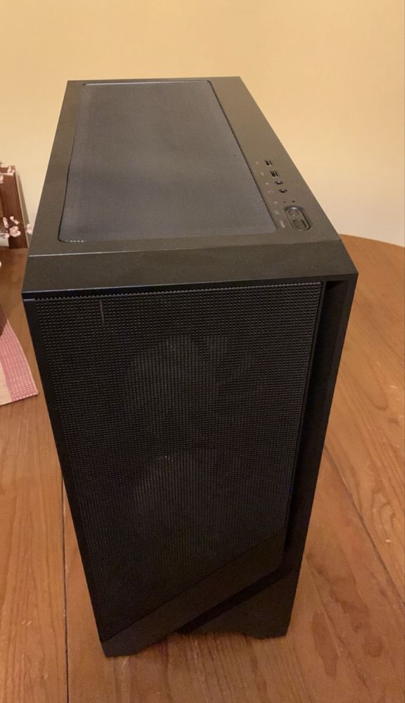 Pc gaming novo quase sem uso