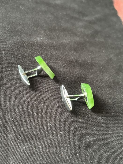 Запонки на рубашку