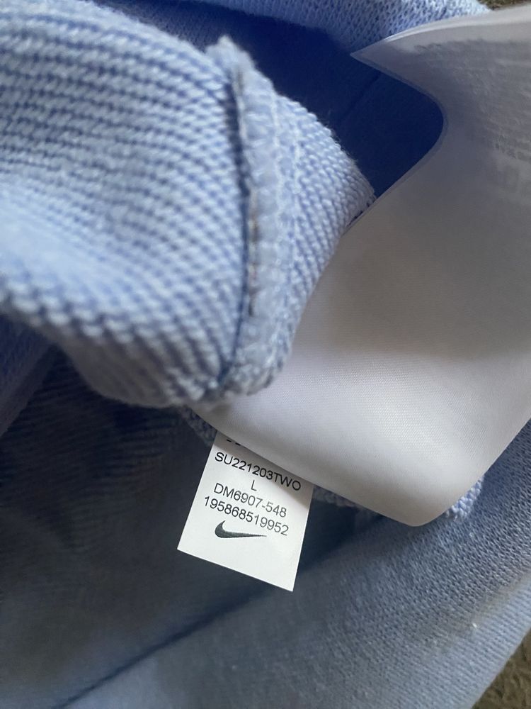 Нове цікаве худі Nike