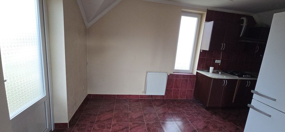 Невеликий будинок 75 кв.м.  в елітному районі