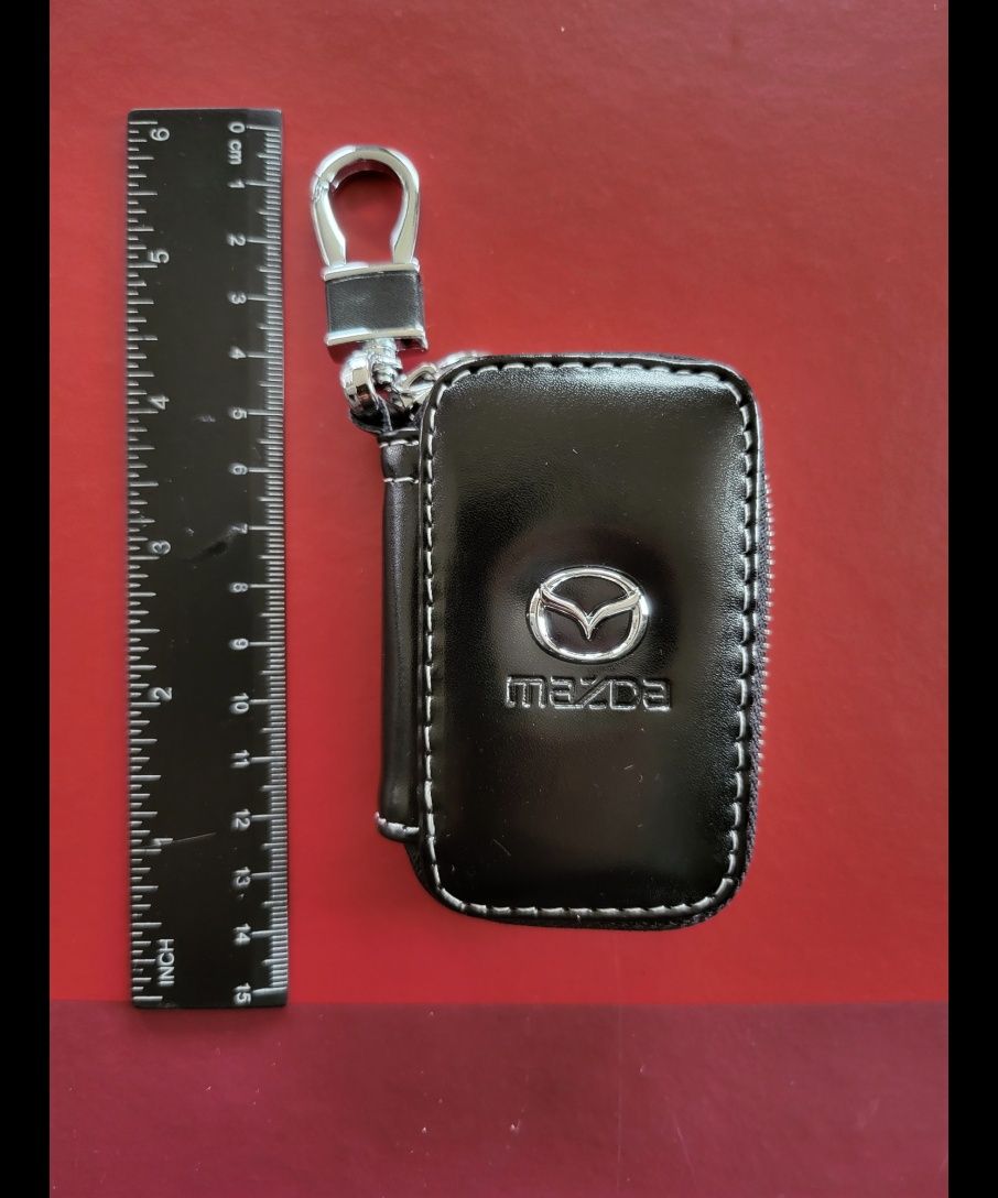 Mazda - carteira, porta chaves. Novo