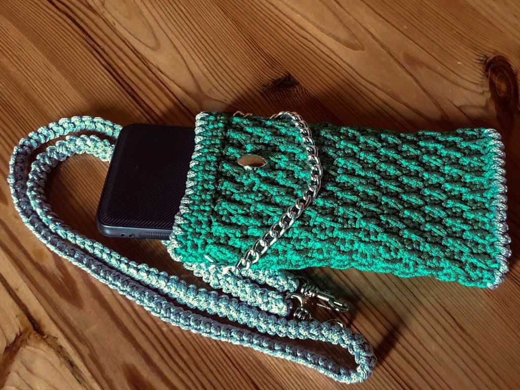 Torebka - etui do smartfonów – ręcznie robiona – nr kat. (EDS2)