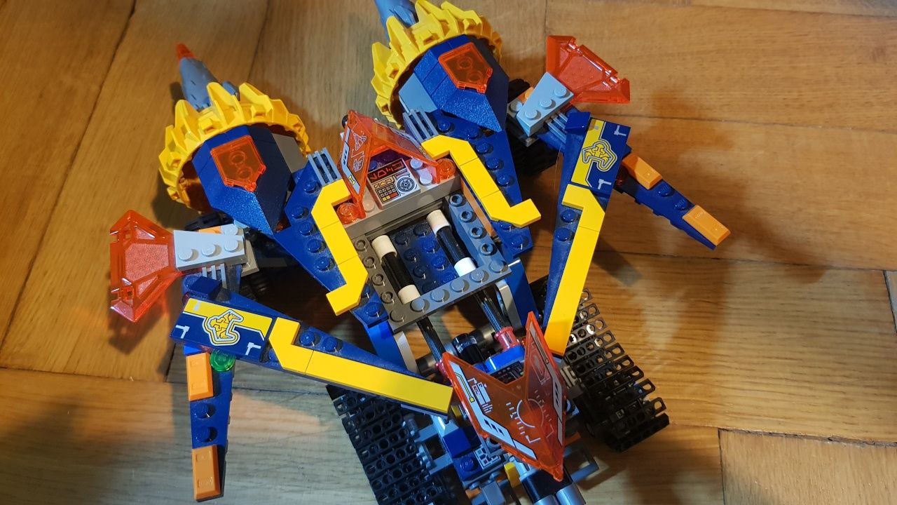 Klocki Lego Nexo Knights 70354 Rozbijacz Axla