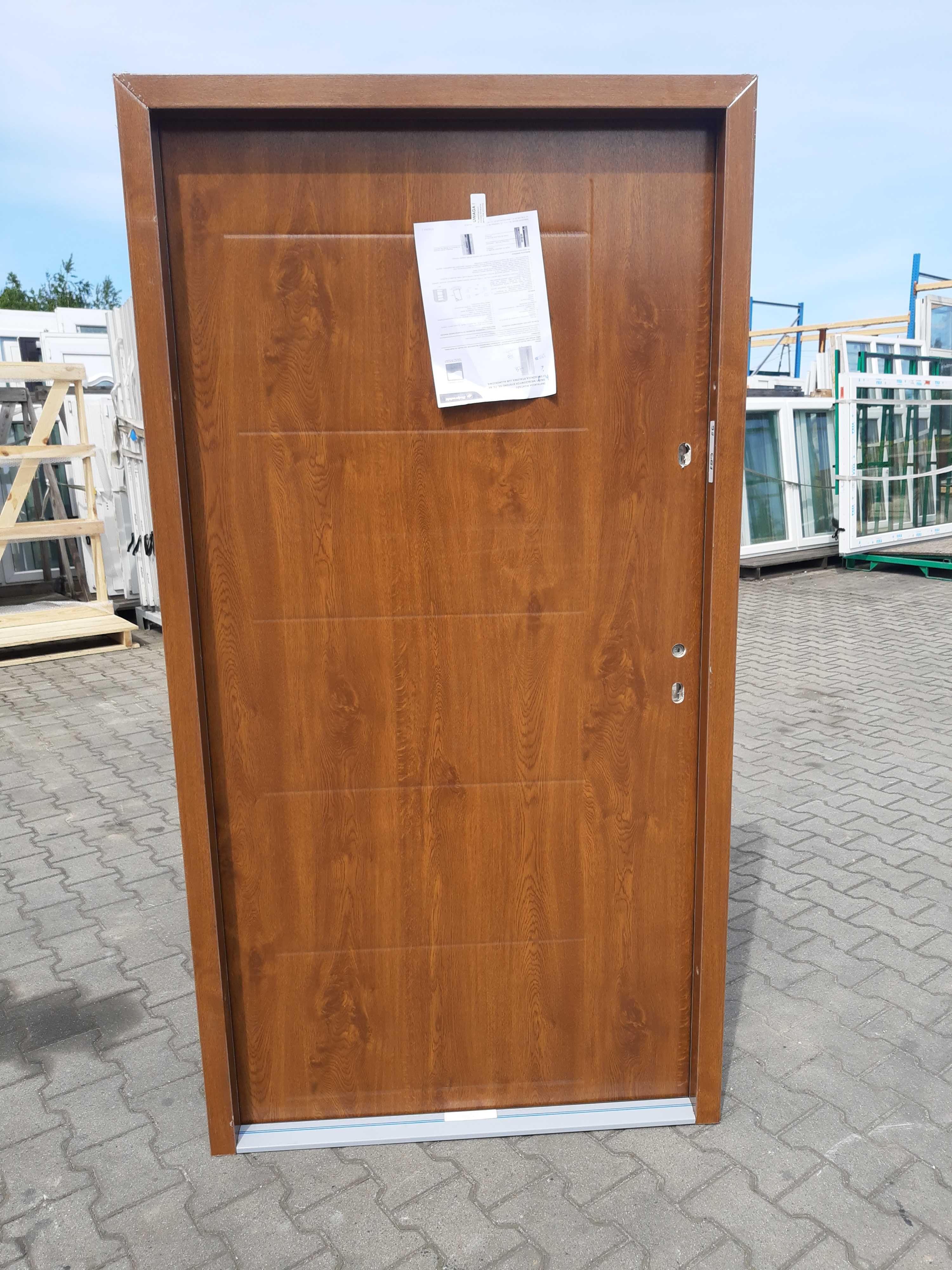Nowe drzwi stalowe 100 x 190 złoty dąb, czyste powietrze