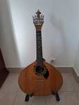 Guitarra portuguesa electrificada