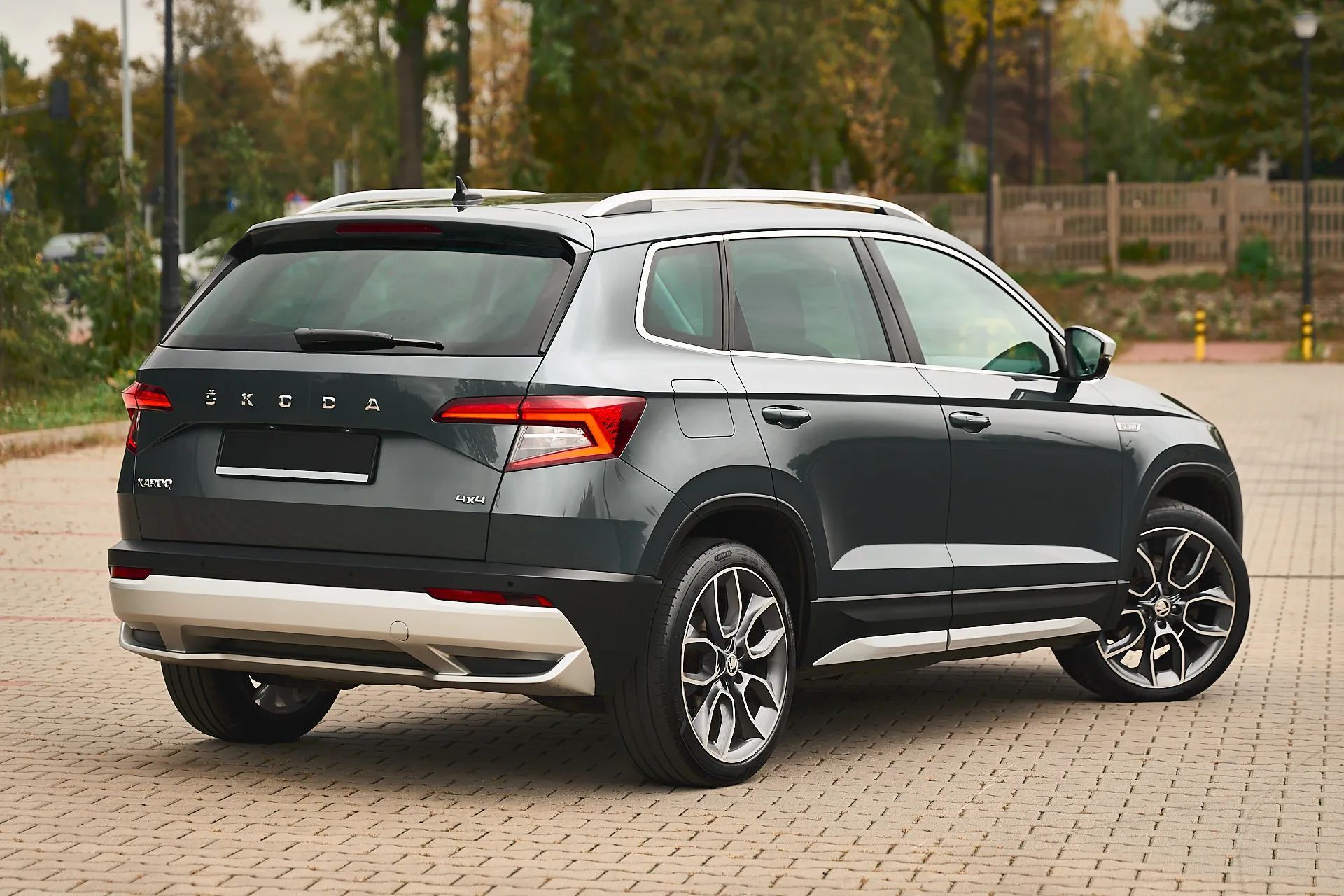Skoda Karoq =SCOUT=2.0 TDi__4X4 __DSG__Virtual Cocpit_Full LED_EL.Klapa_KeyLessGo