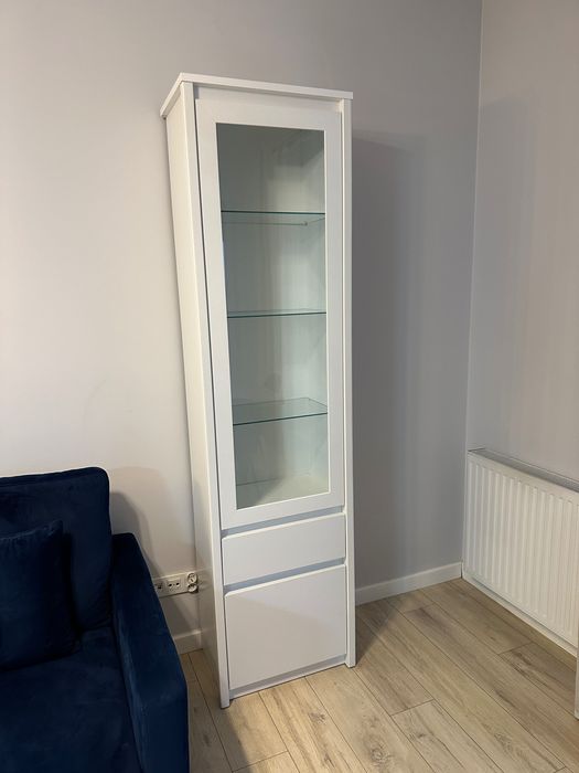 szafka z witryną - stan bardzo dobry