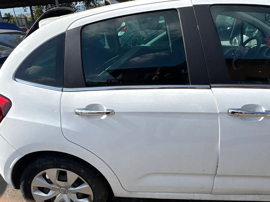 DRZWI TYLNE PRAWE LEWE CITROEN C3 2011R KOD LAKIERU EWP