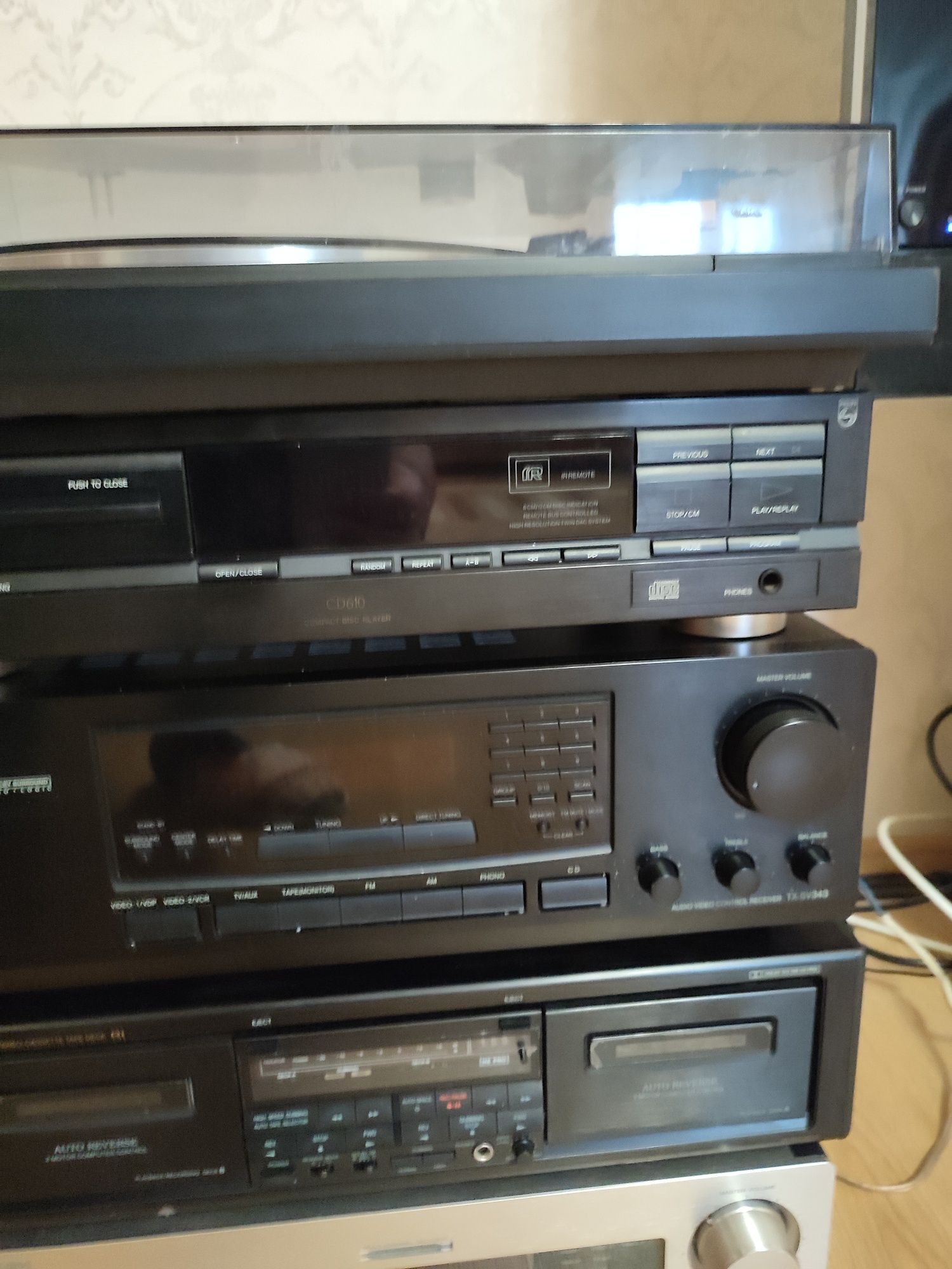 CD програвач Філіпс CD 610  Бельгійський.