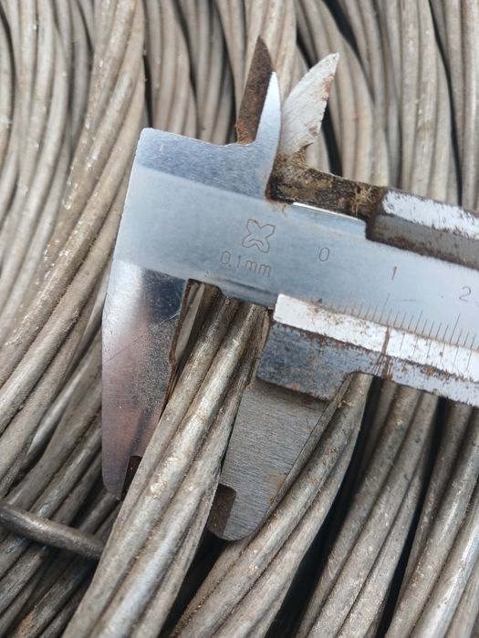 Алюминиевая 7 жильная проволка .