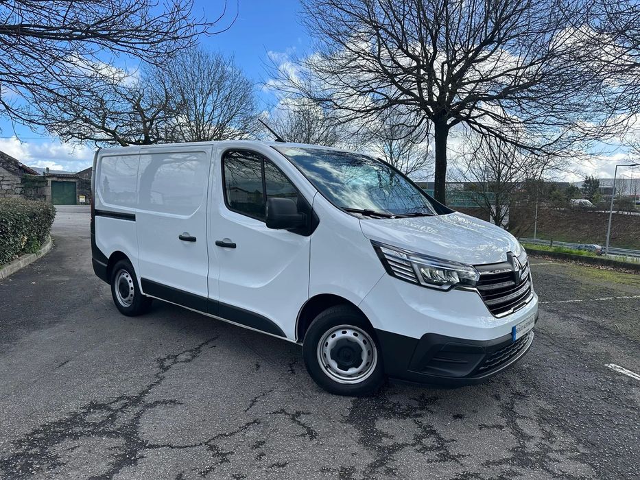 Renault Trafic 2.0DCi 130cv L1H1
