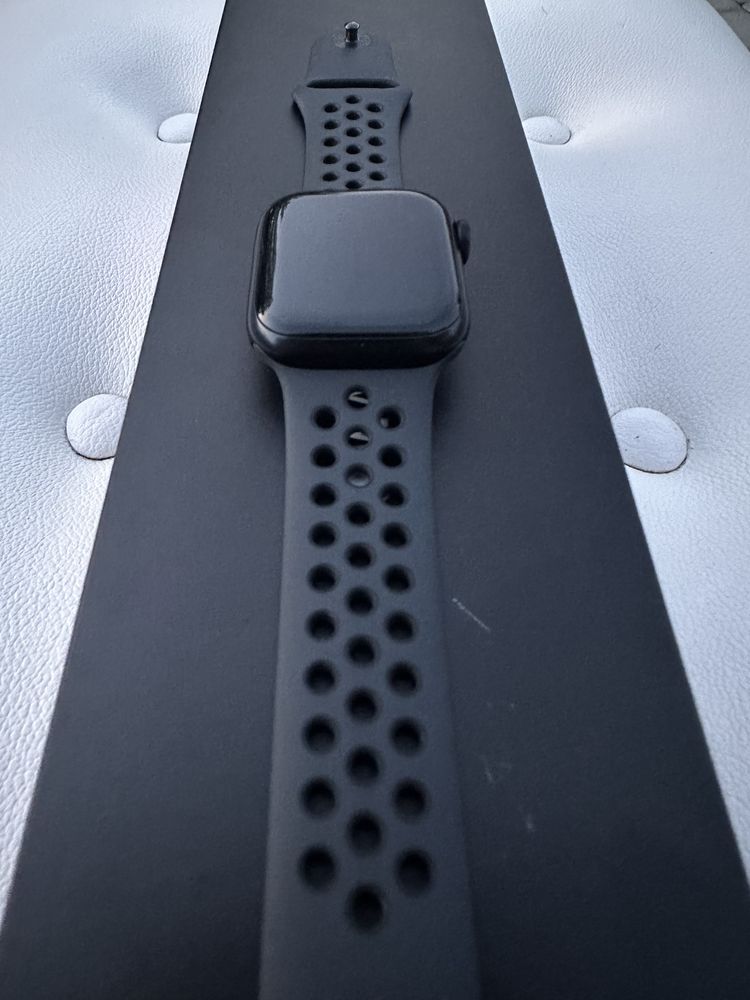 Apple Watch 7 41 мм найк ідеальні