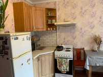 Продам 2к квартиру в гуртожитку з власними зручностями
