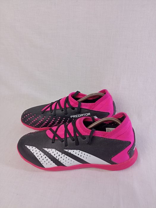 Сороконожки Adidas predator originals 36