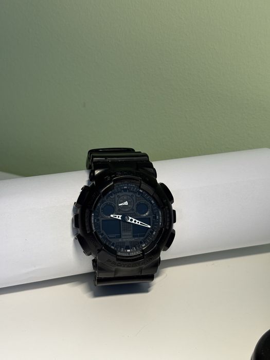 Casio g-shock M ga-100