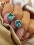 Kolczyki z naturalnymi apatytami i naturalnymi diamentami 0.30 CT
