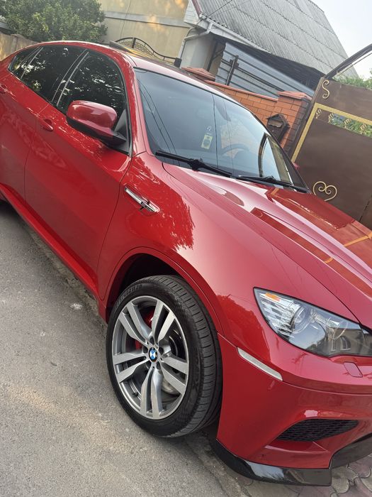 BMW X6M e71.