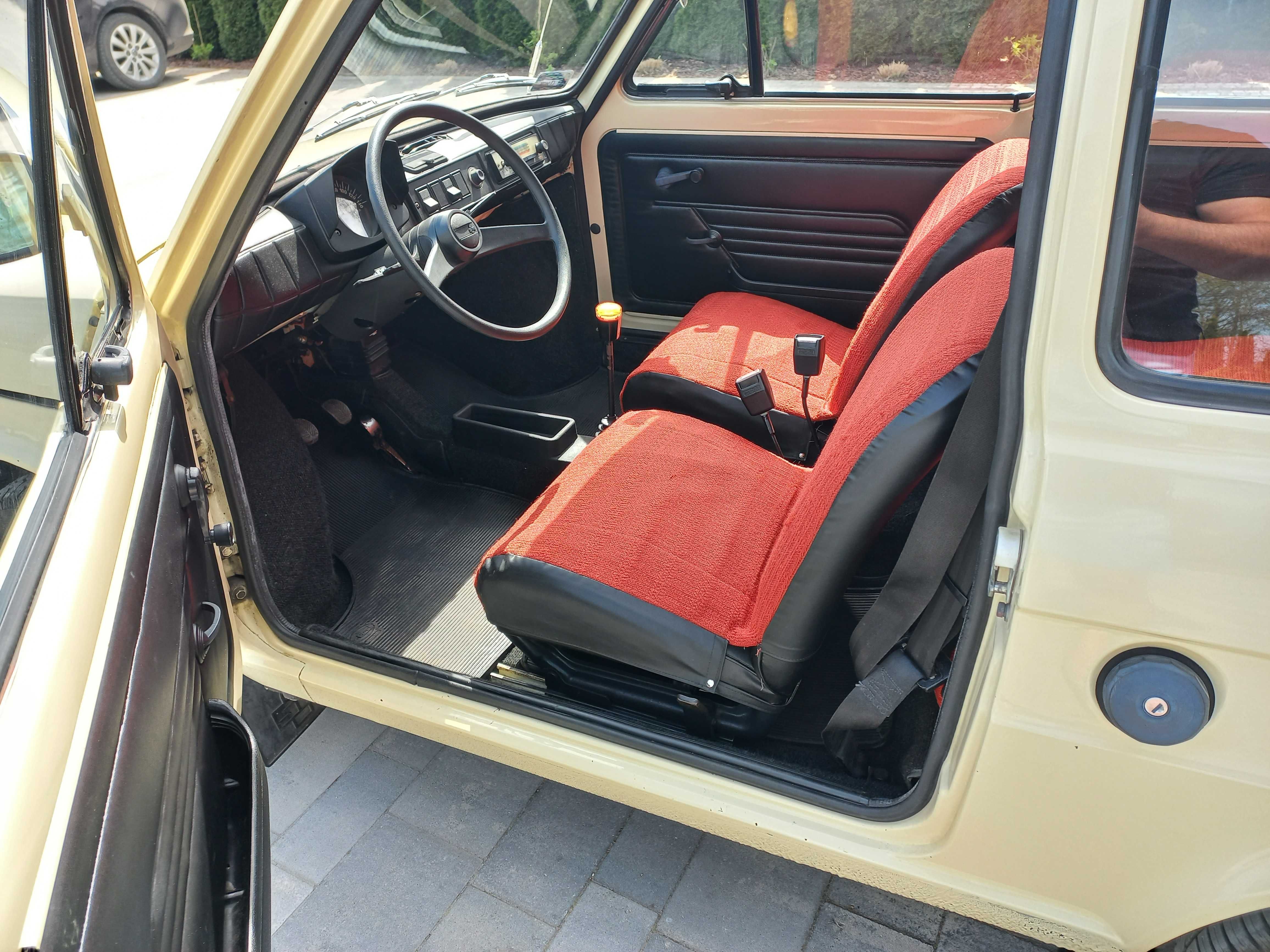 Fiat 126p 1983 rok silnik 600 oryginał lakier 100%
