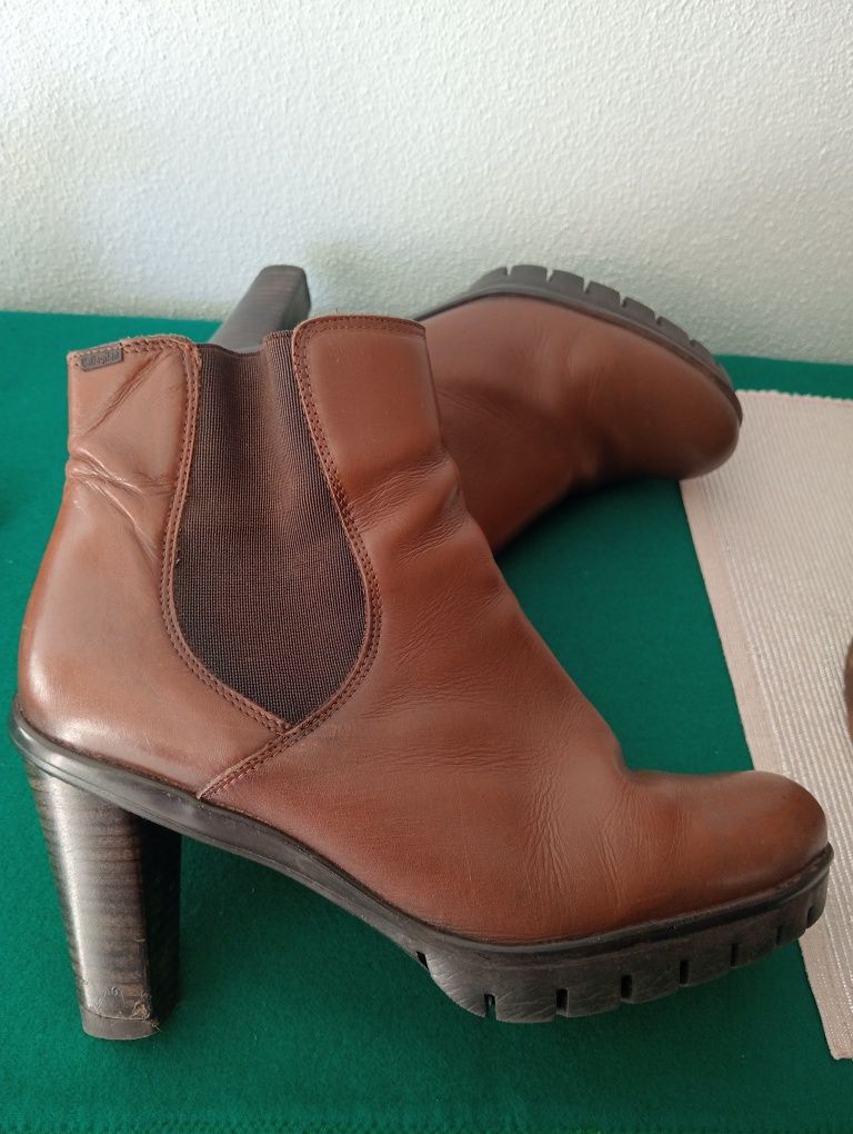Botas Callaghan castanhas