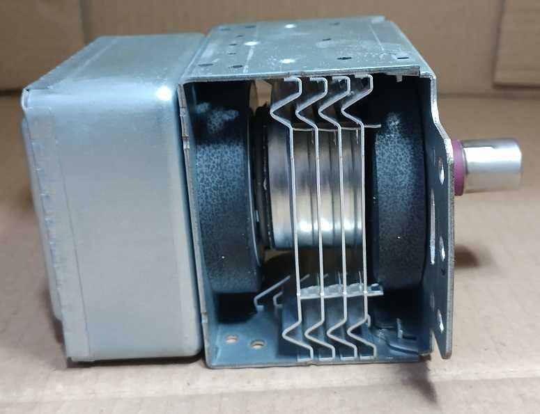 Magnetron Galanz  M24FA-210A - Novo