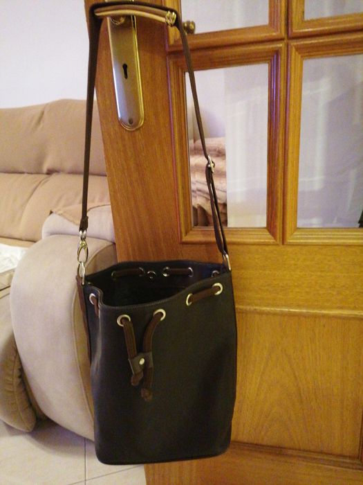 Mala  castanha com alça