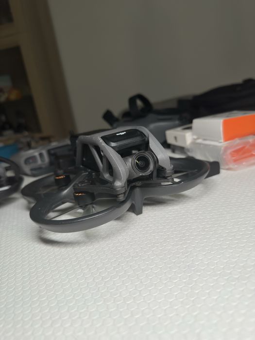 Dji avata explorer combo