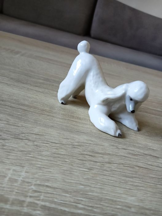 Sprzedam figurkę - Pudel