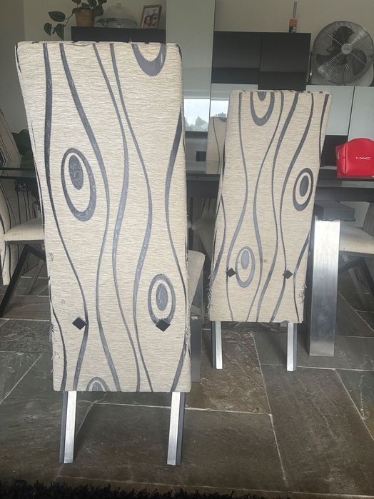 6 cadeiras por 90€