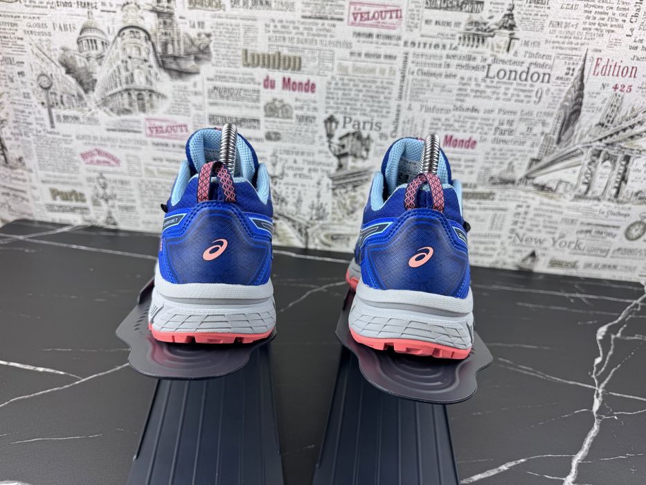 Кросівки Asics GEL-VENTURE 7 Розмір 38 Взуття
