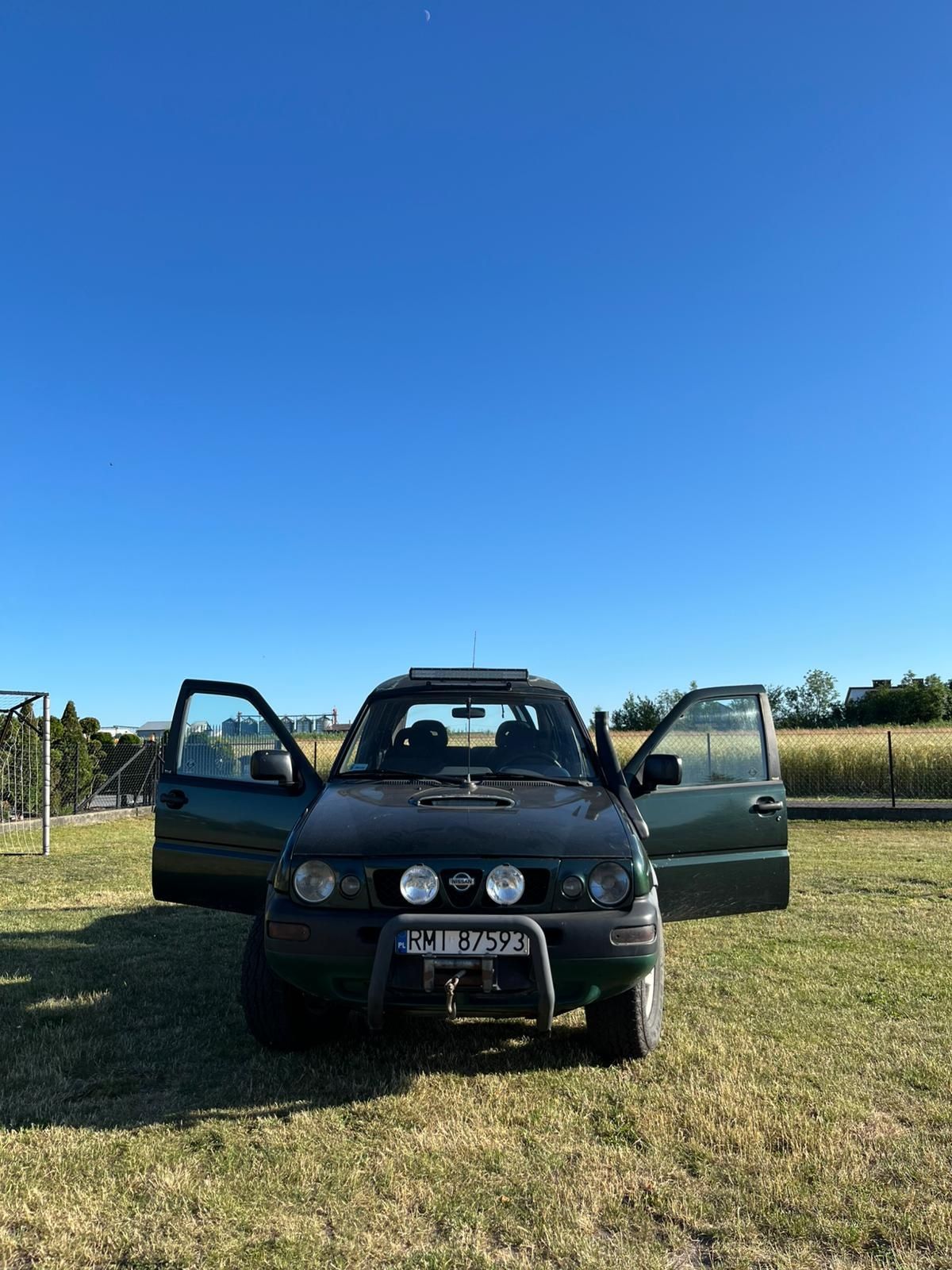 Nissan Terrano II