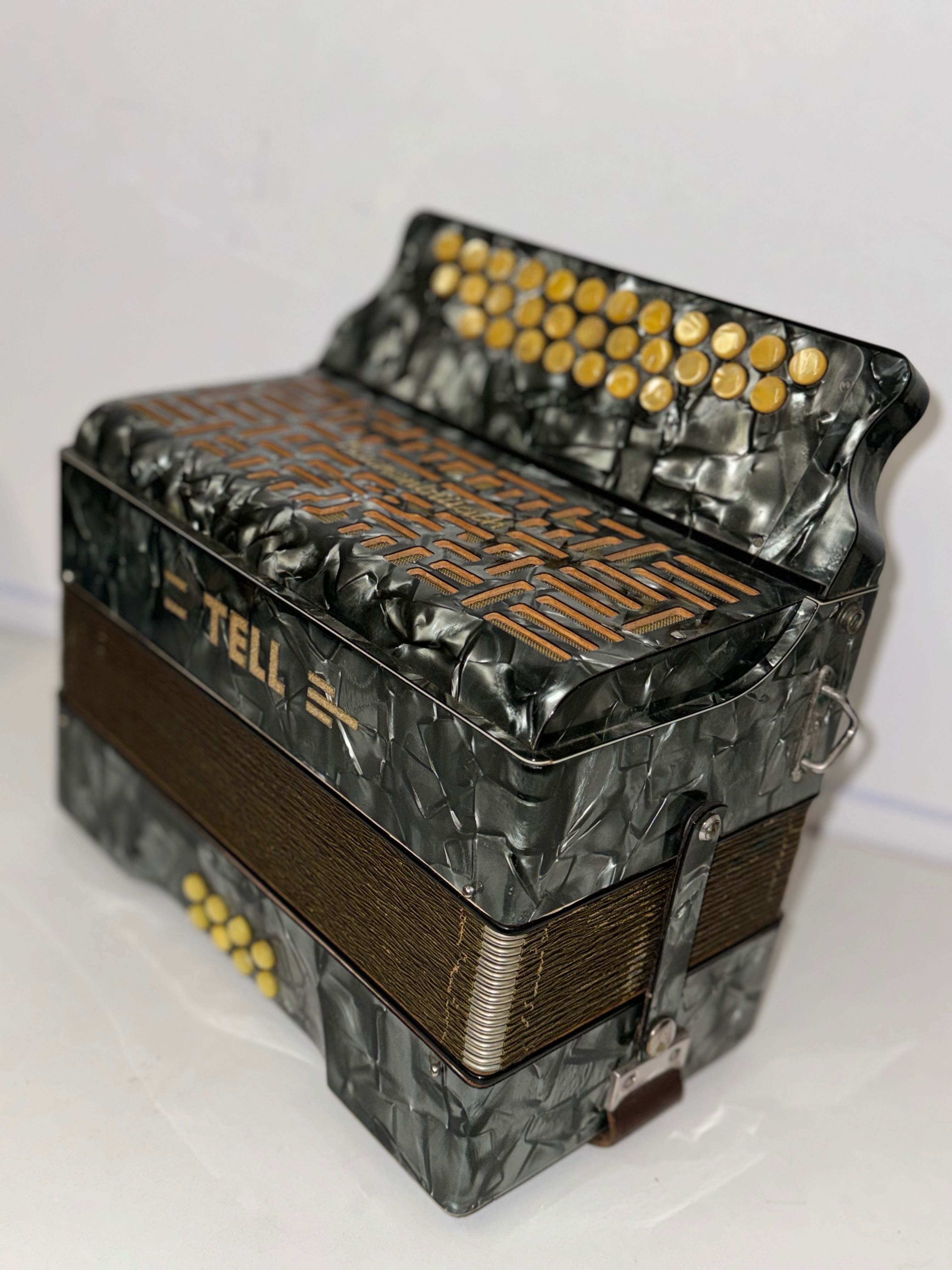 Concertina Tell la#re# d’origem