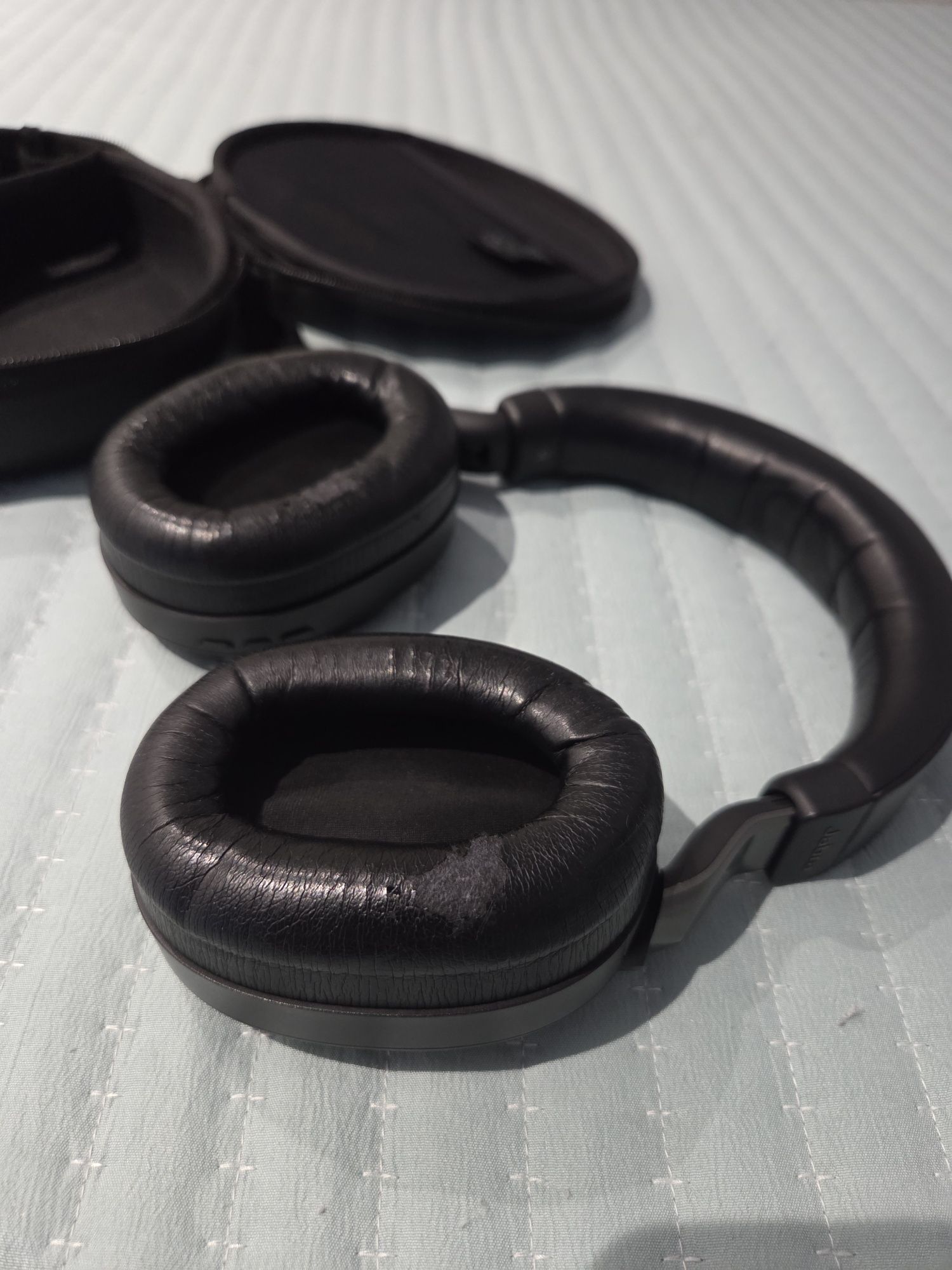 Headset Jabra Evolve2 85 USB-A com base de carregamento – Usado