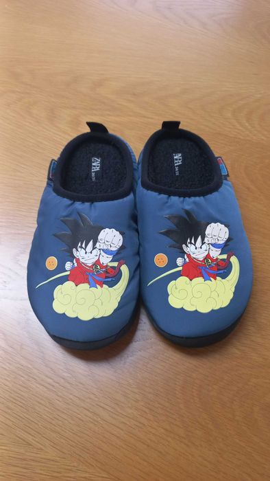 Pantufas/chinelos Dragon Ball de criança tamanho 34/35