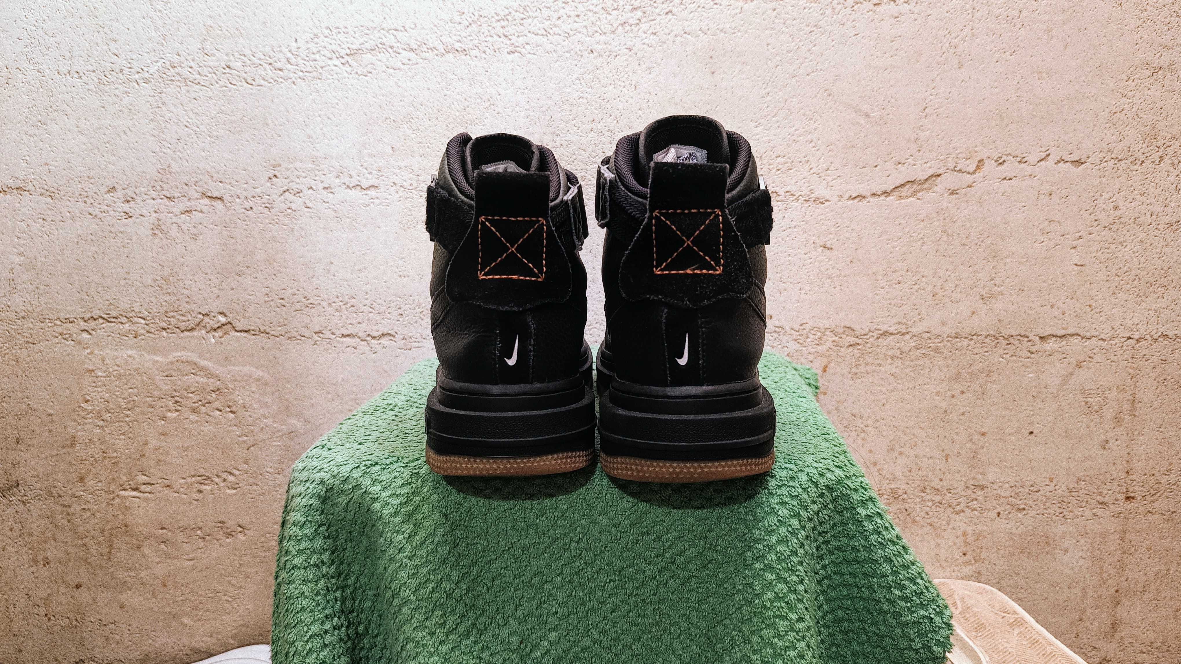 NIKE AIR FORCE 1 HIGH UTILITY 2.0 r.41 skóra stan bardzo dobry