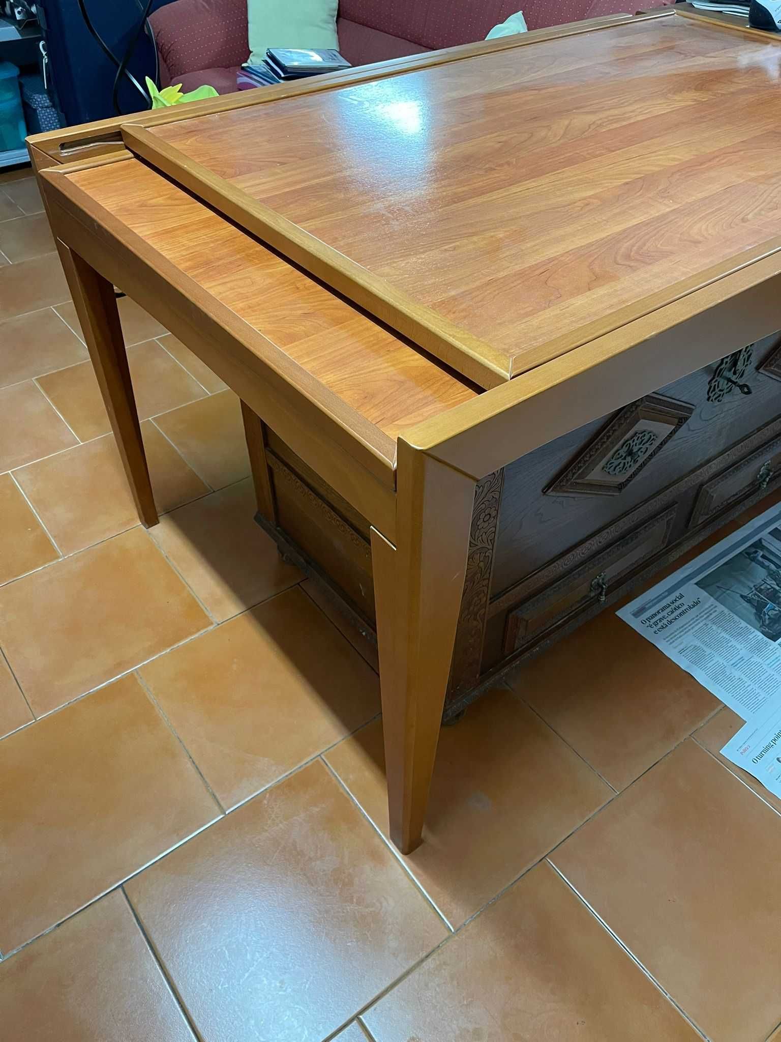 Mesa de refeições 1300 x2
