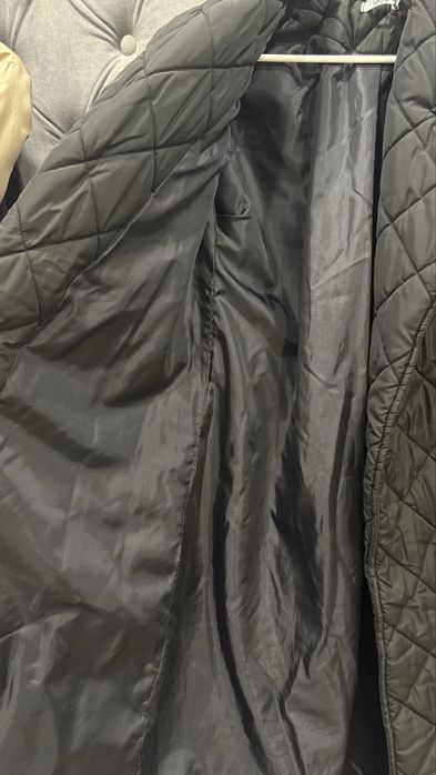 Пальто стьогане чорне