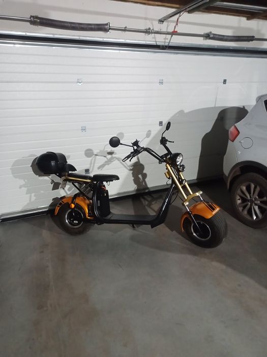 Skuter elektryczny