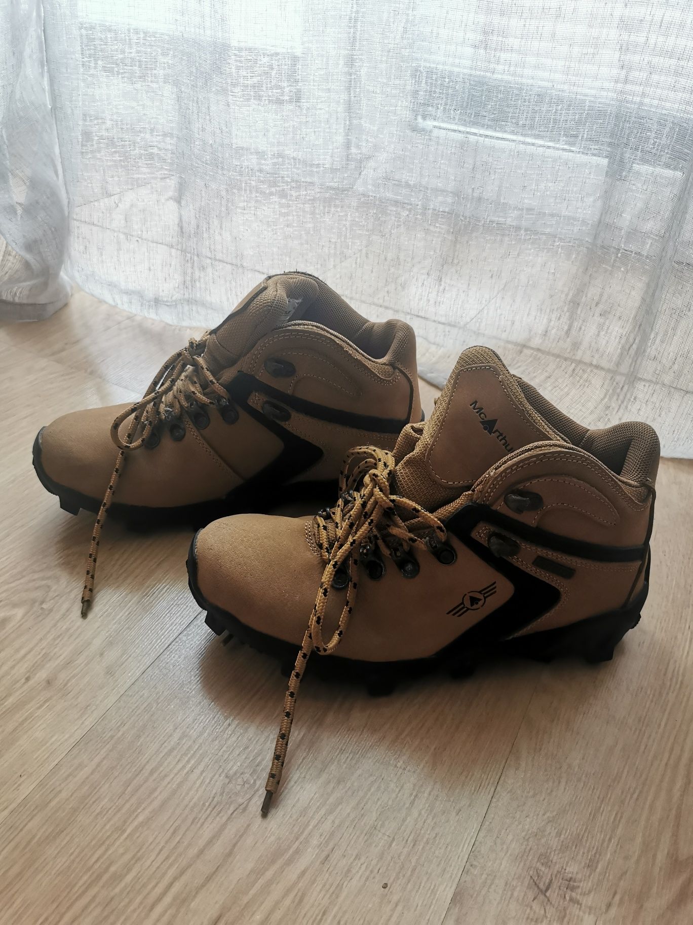 Buty trekkingowe zimowe 38 McArthur