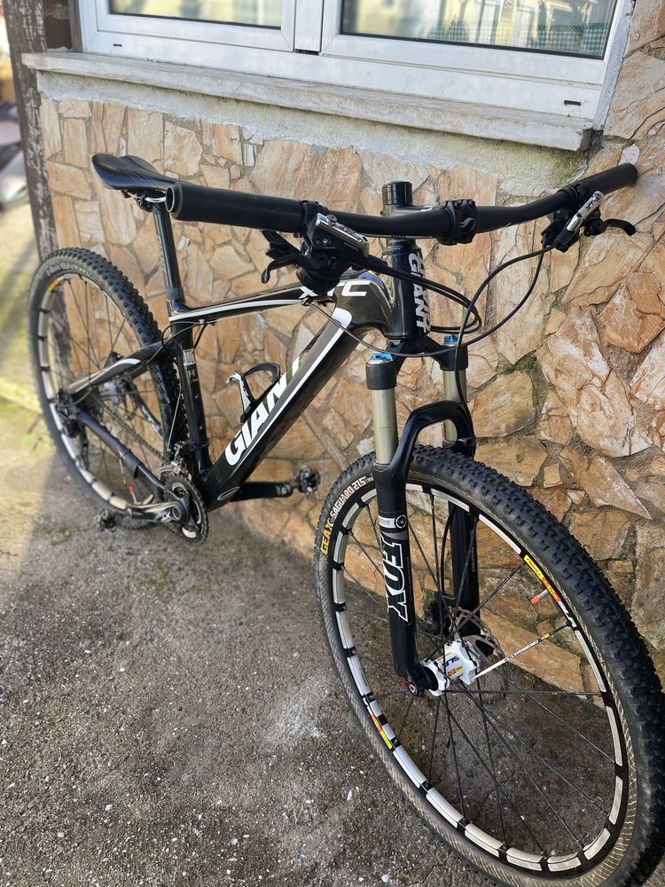 Giant Carbono BTT