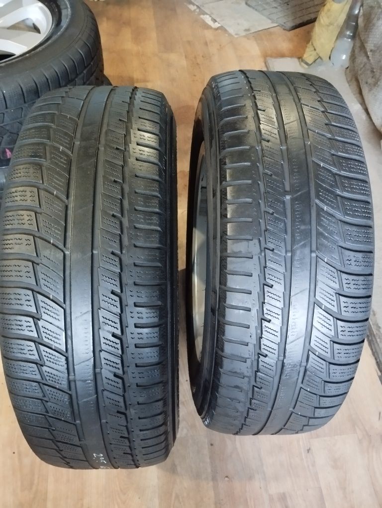 Пара шин Toyo 235/65/17