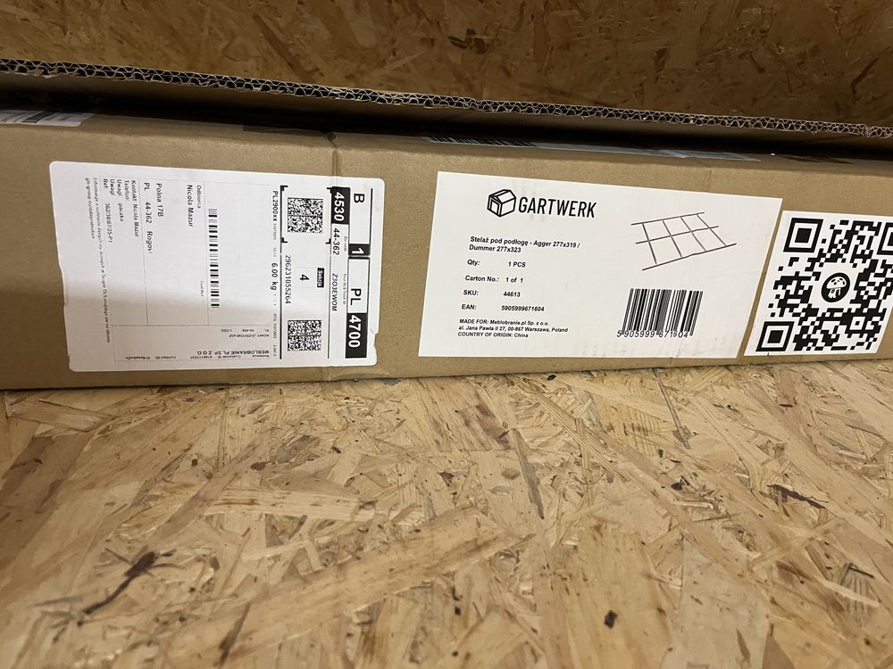 Stelaz pod podloge Agger, Dummer