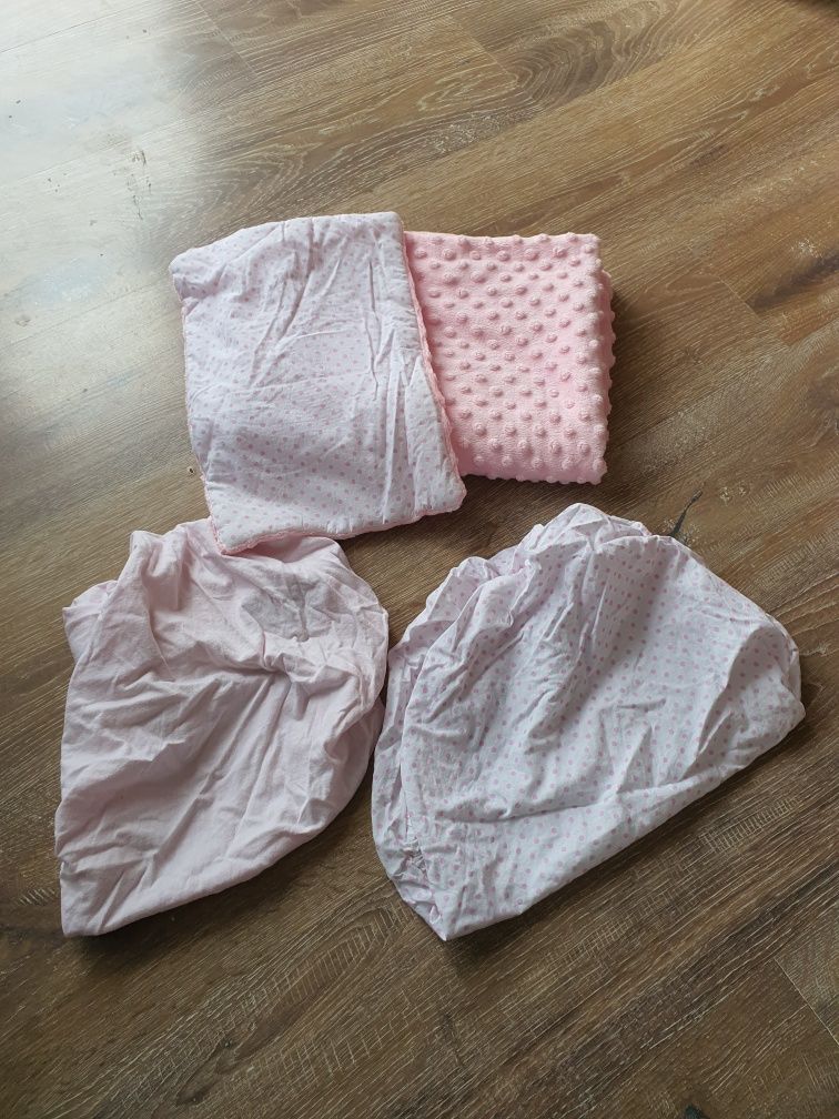 Poduszka i kołderka do wózka