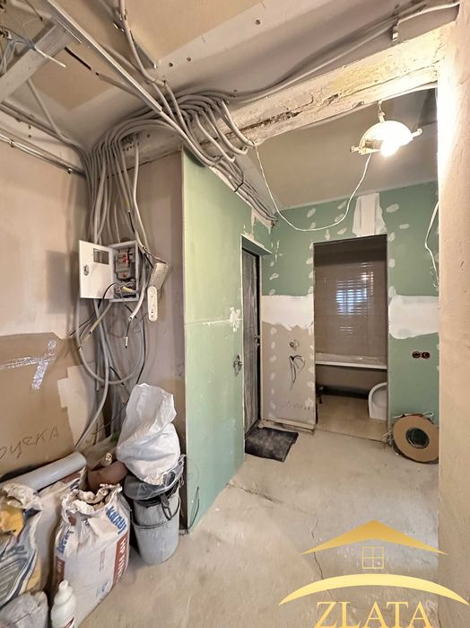 Продаж 2-к квартири Дніпровський район