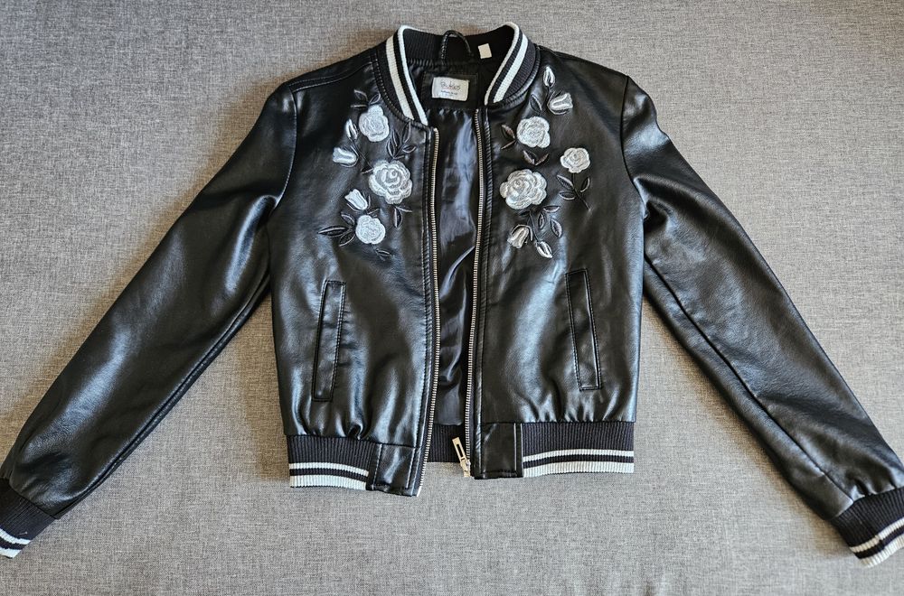 Кожаная куртка курточка на девочку 10-11 лет 146 размер