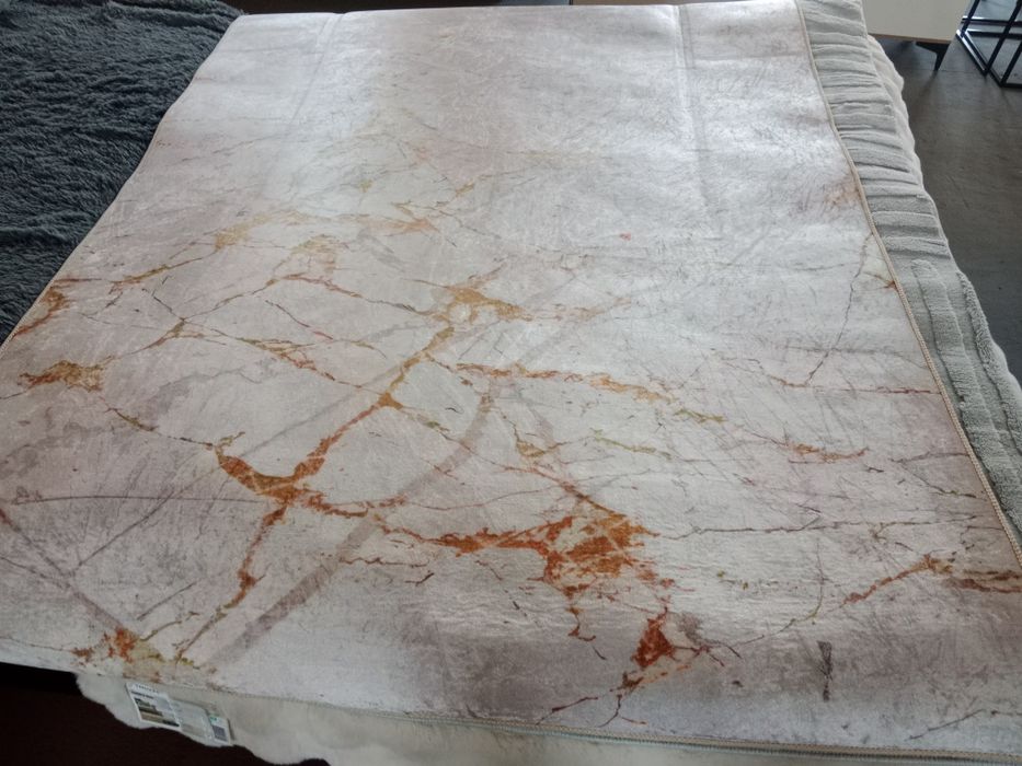 Dywan nowy miękki gruby !!!