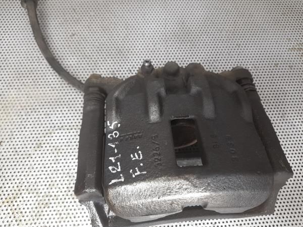 Pinça travão / maxila de travão frente esquerda HONDA Civic VIII Hatch