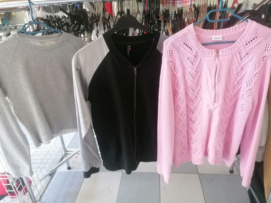 Odzież używana damska  w stanie bdb zestaw