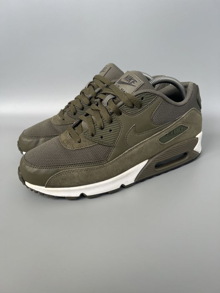 Оригінальні кросівки NIKE AIR MAX 90 ESSENTIAL 45р.29см.