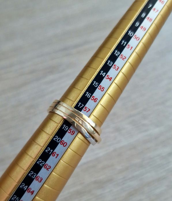 Anel em Ouro 19.2k  "Design"